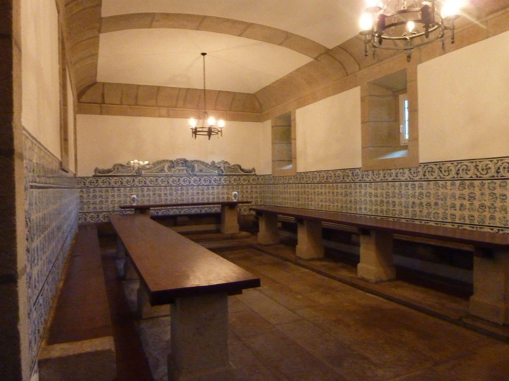 Mosteiro De S. Cristovao De Lafoes São Cristóvão de Lafões Exteriör bild
